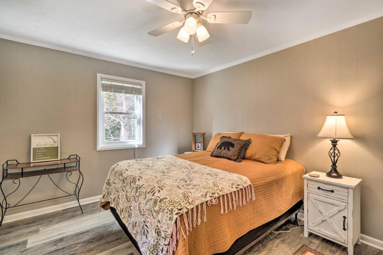 Welcoming Boone Getaway Near Hiking And Skiing! Bagian luar foto